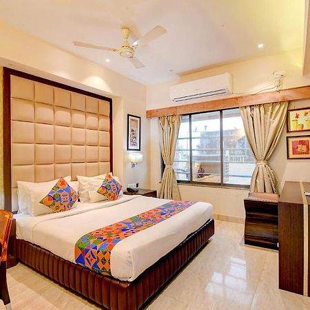 Hotel Radiant Kolkata Luaran gambar