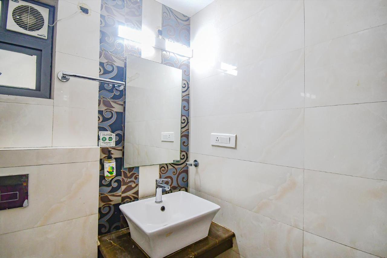 Hotel Radiant Kolkata Luaran gambar